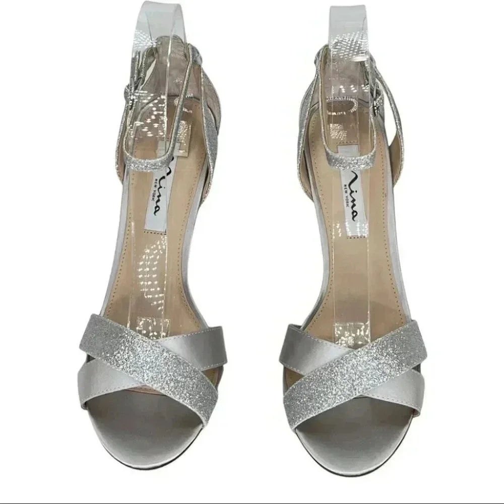 Nina Venus Silver Satin Fabric Glitter Accent Womens Heels Size 9M